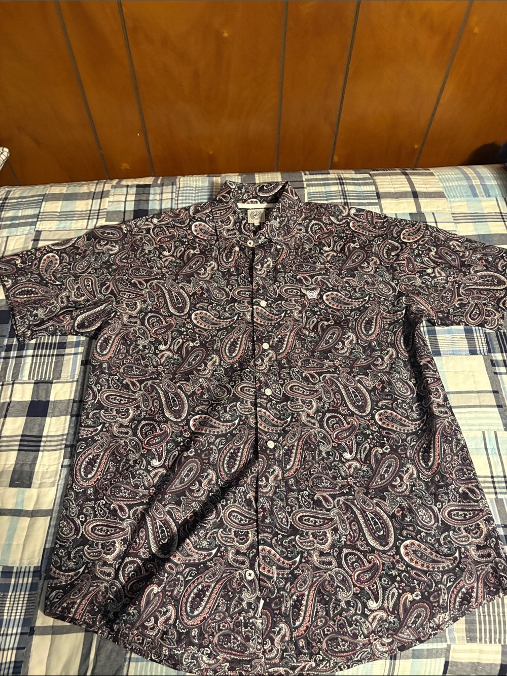 Cinch Men's Paisley Short Sleeve Button-Down Shirt - Black & Burgundy